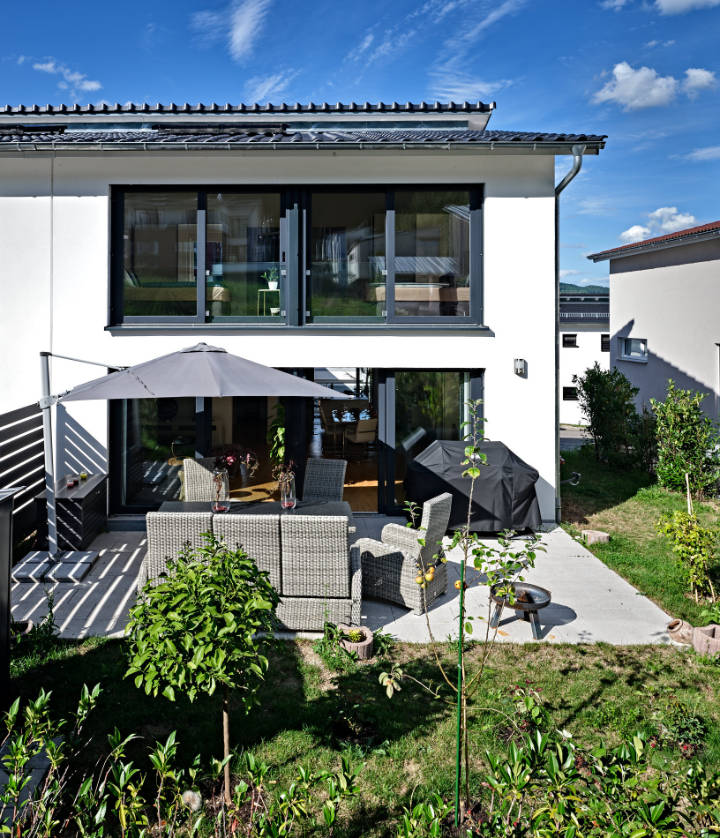 Ferienhaus Diangone_Ausseransicht Ferienhausdiangone Bodensee Außenansicht Garten und Terrasse